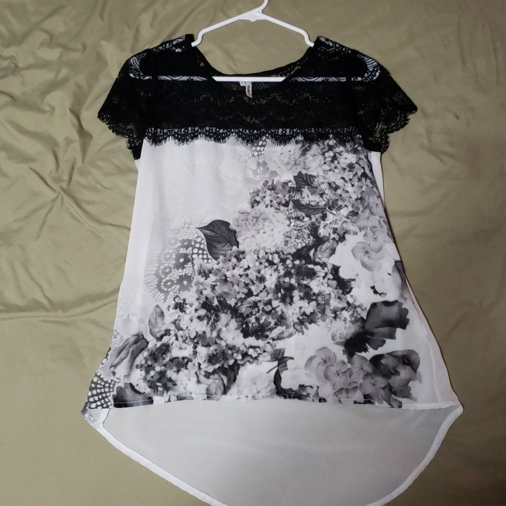 Studio Y black and white blouse